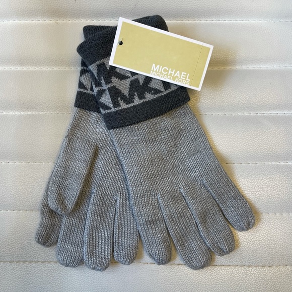 Michael Kors Monogram MK Banded Knit Gloves Gray Charcoal NEW - Picture 2 of 4
